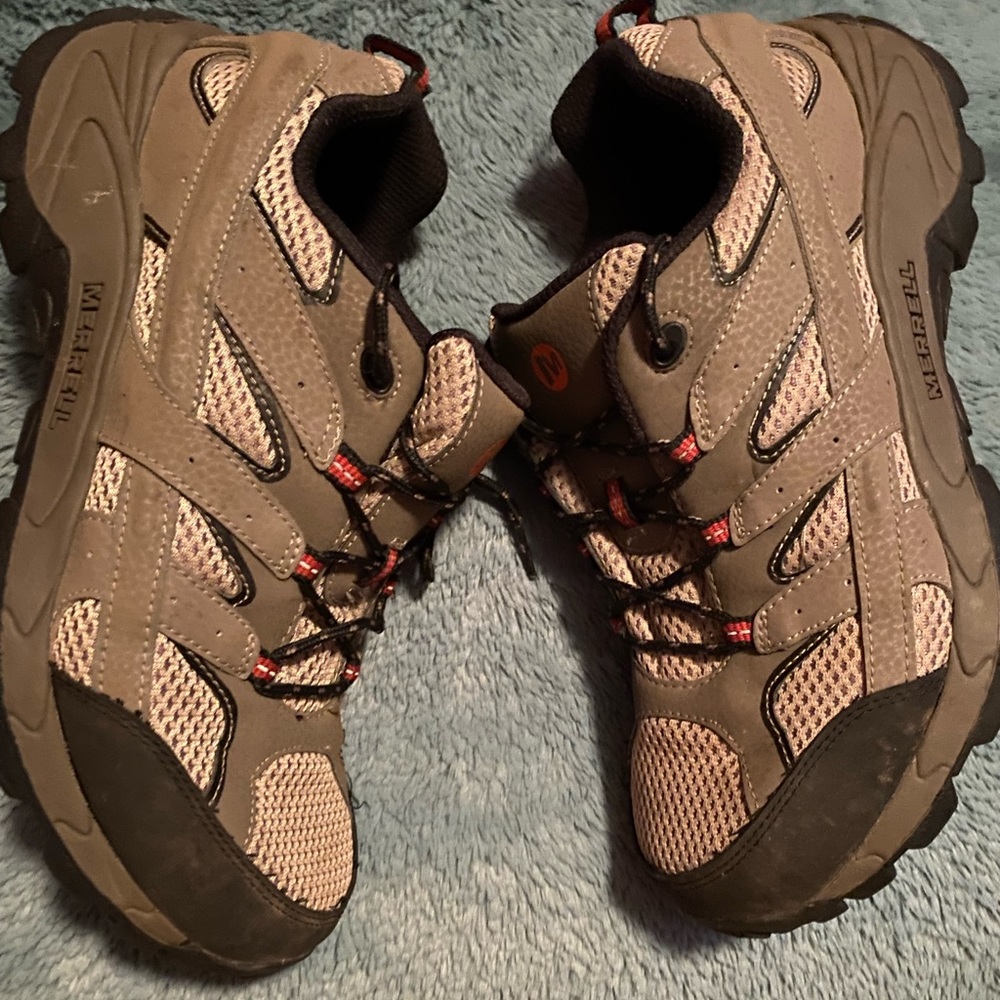 Merrell Moab Youth Hiking Shoe Size 7Y